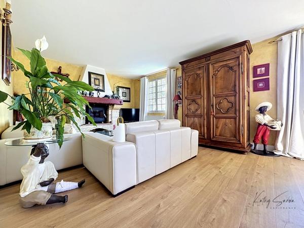 Maison à vendre 6 pièces PEROLS (34) avec piscine
