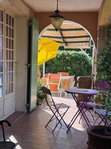 Maison à vendre 6 pièces PEROLS (34) avec piscine