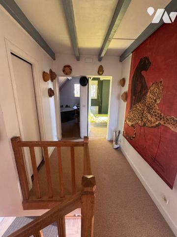 Maison quercynoise sur les hauteurs de Figeac