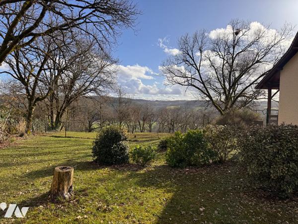 Maison quercynoise sur les hauteurs de Figeac