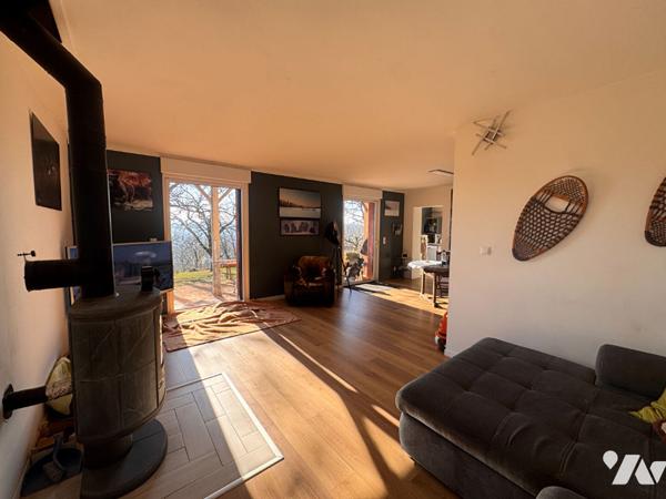 Maison quercynoise sur les hauteurs de Figeac