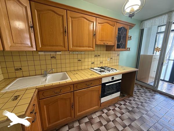 Appartement à louer 1 030 € CC Marseille 4 p 66 m² DPE C