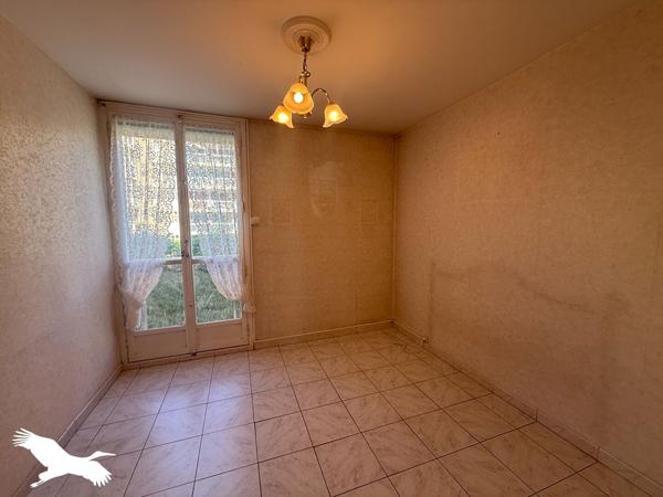 Appartement à louer 1 030 € CC Marseille 4 p 66 m² DPE C