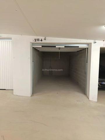Vente                                                      Appartement
                        
                     1 pièces                      31 m2                     à Ajaccio
