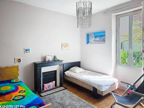 Charmante Maison 5 chambres dont 1 au RDC