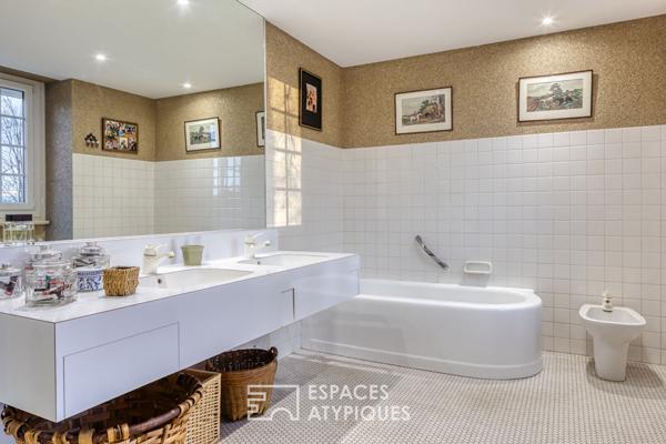 Maison Ile de France dans un parc arboré