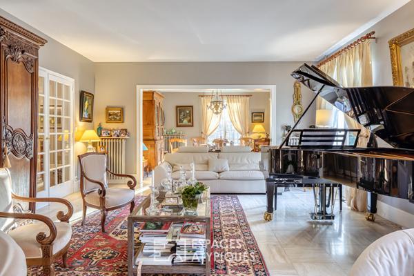 Maison Ile de France dans un parc arboré