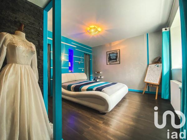 Longère 8 pièces de 220 m² à Saint-Donan (22800)