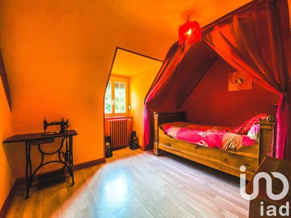 Longère 8 pièces de 220 m² à Saint-Donan (22800)