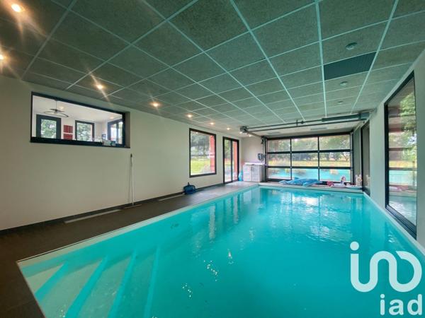 Longère 8 pièces de 220 m² à Saint-Donan (22800)