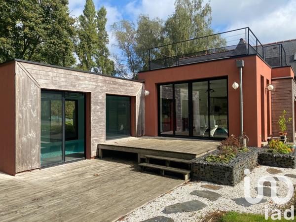 Longère 8 pièces de 220 m² à Saint-Donan (22800)