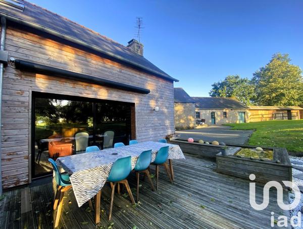 Longère 8 pièces de 220 m² à Saint-Donan (22800)