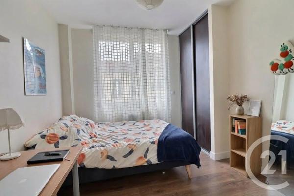 Appartement T3 à vendre  3 pièces - 73 m 2   BORDEAUX  - 33