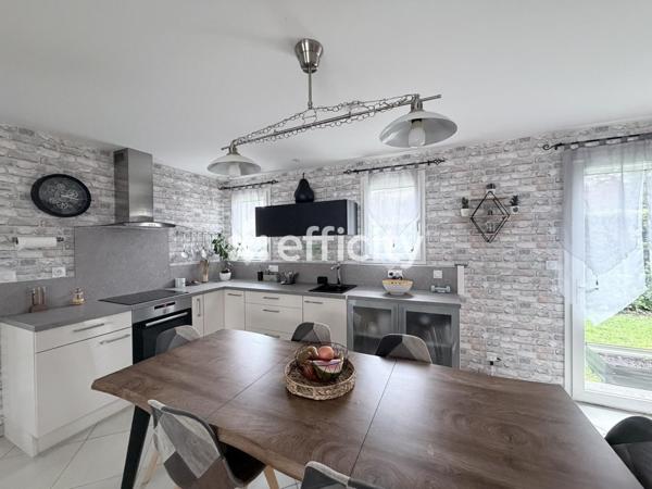 Maison 6 pièces - 123 m² Exclusivité efficity