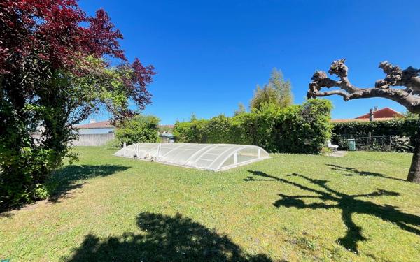 Maison à vendre    5 pièces •  Villenave-d'Ornon