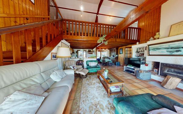 Maison à vendre    5 pièces •  Villenave-d'Ornon