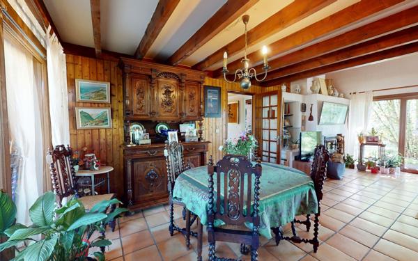 Maison à vendre    5 pièces •  Villenave-d'Ornon