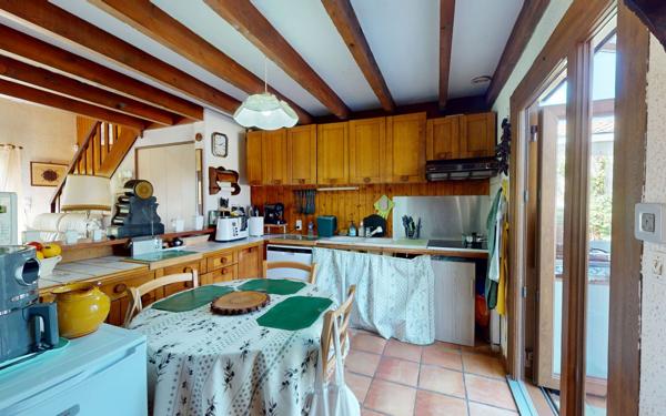 Maison à vendre    5 pièces •  Villenave-d'Ornon