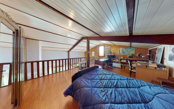 Maison à vendre    5 pièces •  Villenave-d'Ornon