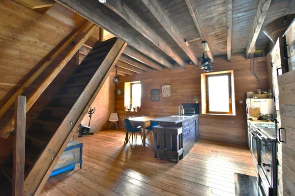 Maison à vendre 5 pièces BELSENTES (07)