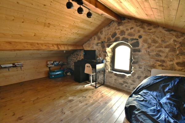 Maison à vendre 5 pièces BELSENTES (07)