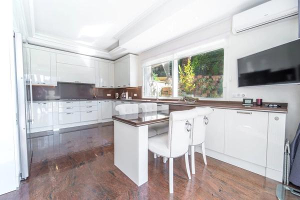 Vente Maison 6 pièces 442 m2 à Cannes