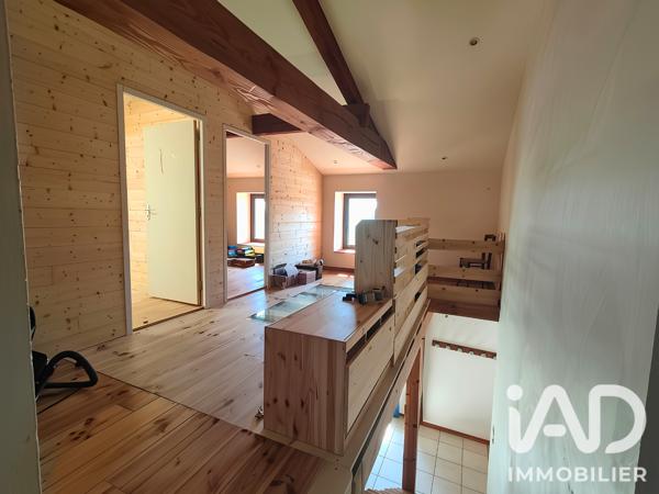 Maison à vendre 7 pièces 191 m² Saint-Germain-Laval