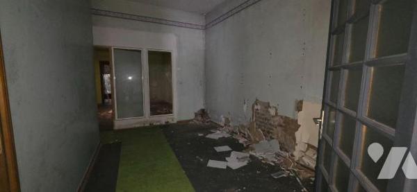 Immeuble à Vendre à Escautpont (59278) 

Cet immeuble est situé à Escautpont, une localité qu...