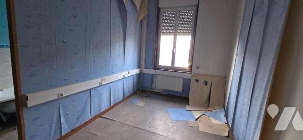 Immeuble à Vendre à Escautpont (59278) 

Cet immeuble est situé à Escautpont, une localité qu...