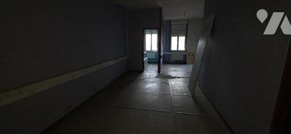 Immeuble à Vendre à Escautpont (59278) 

Cet immeuble est situé à Escautpont, une localité qu...