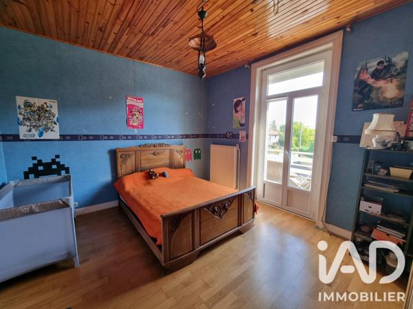 Maison à vendre 7 pièces 225 m² Montrond-les-Bains
