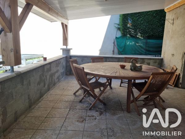 Maison à vendre 7 pièces 225 m² Montrond-les-Bains