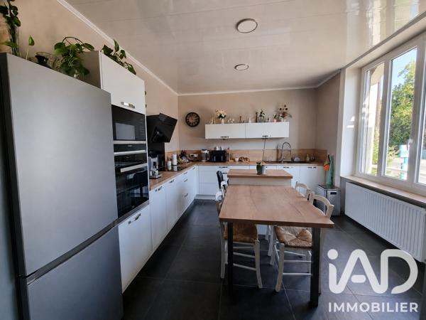 Maison à vendre 7 pièces 225 m² Montrond-les-Bains