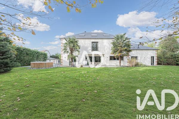 Maison à vendre 9 pièces 527 m² Le Raincy