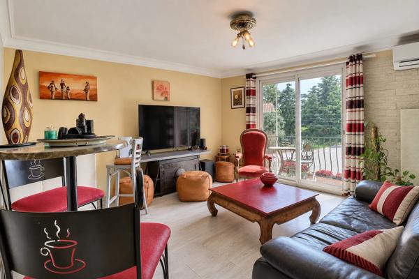 Appartement
         4 pièces
        - 85 m² Exclusivité 225 000 € *