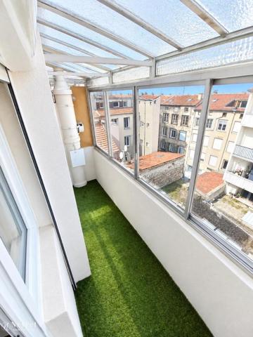 F3 5 RUE DES ARTS ST ETIENNE - F3 traversant, lumineux, ...