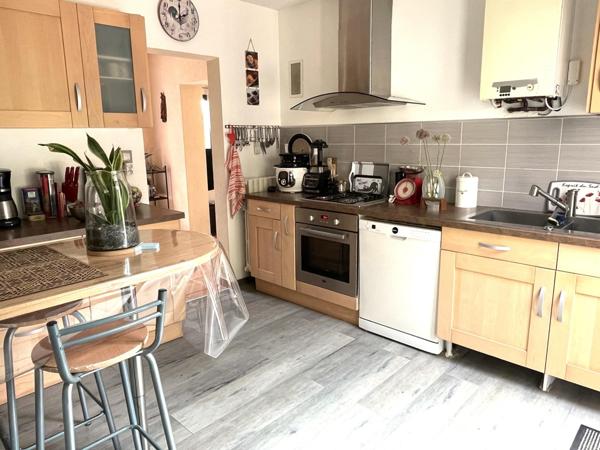 Maison T4 de plain-pied, Grande piscine