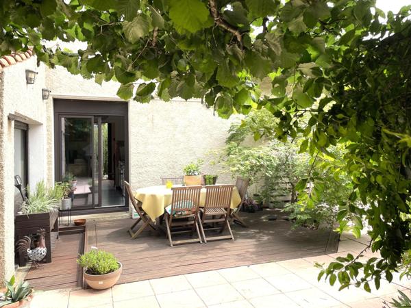 Maison T4 de plain-pied, Grande piscine