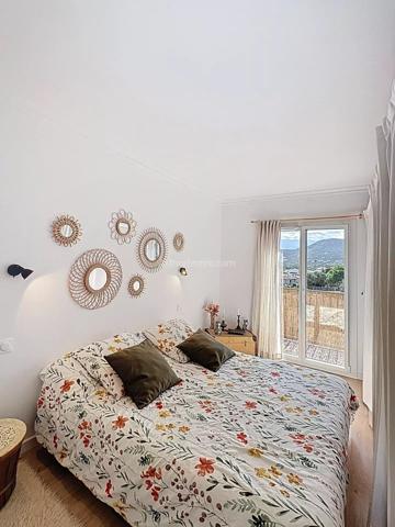 Vente                                                      Appartement
                        
                     3 pièces                      75 m2                     à Calvi