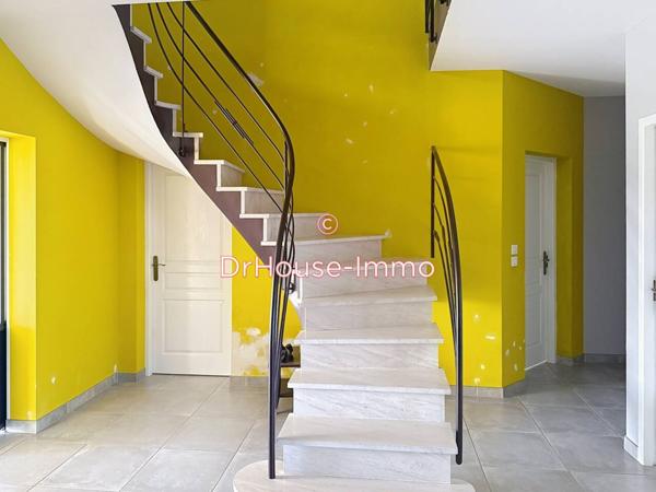 Maison à vendre 10 pièces de 269 m²