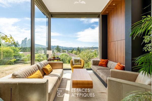 Maison d’architecte entièrement rénovée avec vue panoramique