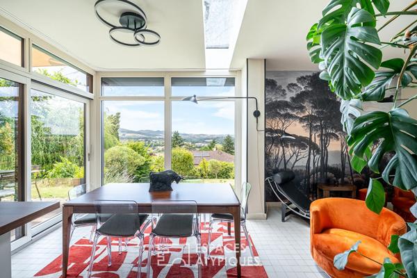 Maison d’architecte entièrement rénovée avec vue panoramique