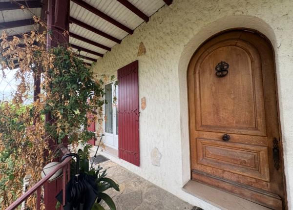 Tocane Saint Apre - Le parfait équilibre entre maison familiale et opportunité d'investissement !