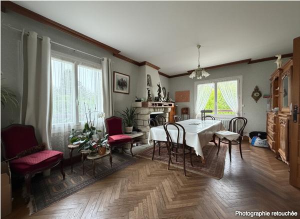 Tocane Saint Apre - Le parfait équilibre entre maison familiale et opportunité d'investissement !