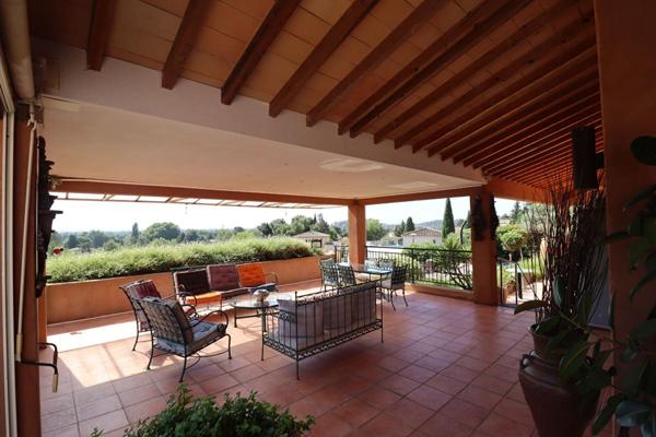 Maison Villeneuve Les Avignon 5 pièce(s) 221 m2