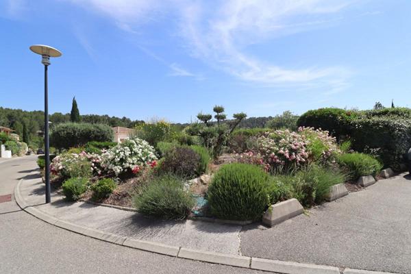 Maison Villeneuve Les Avignon 5 pièce(s) 221 m2