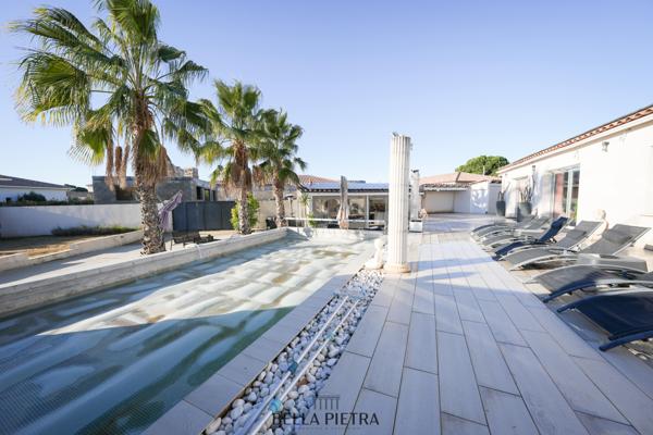 Saint-Aunès (34130) Maison 7 pièces de 203m2