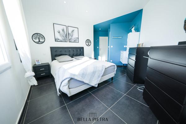 Saint-Aunès (34130) Maison 7 pièces de 203m2