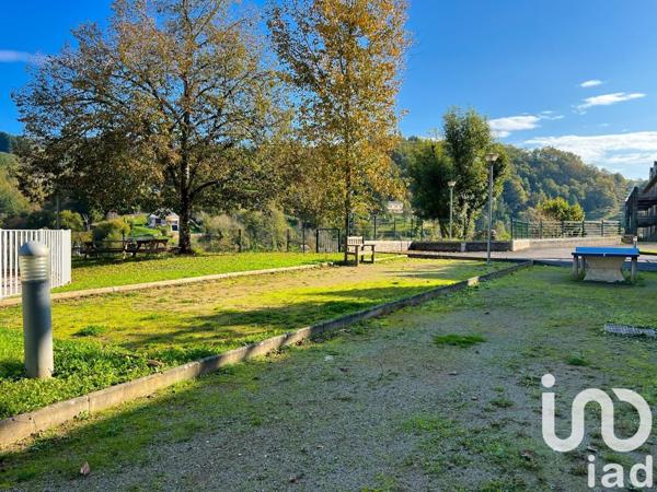 Appartement 3 pièces de 53 m² à Entraygues-sur-Truyère (12140)