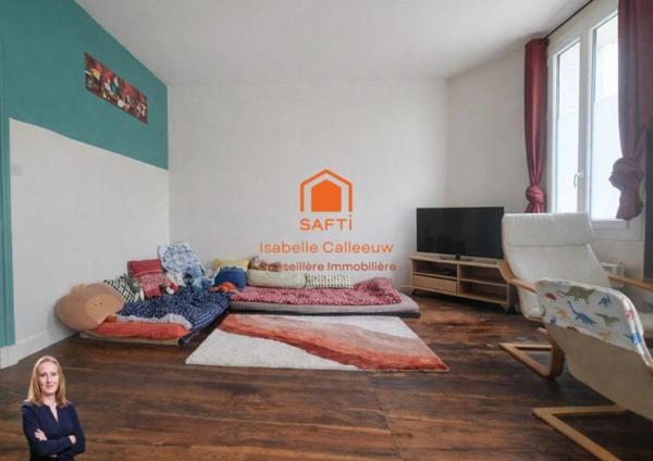 Authentique et élégante maison de caractère, lumineuse et accueillante